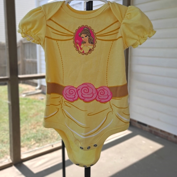 🟡 Disney Belle Baby Girl 12 Months Snap Between The Legs Onesie - Picture 1 of 7